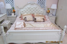../Static/UpFile/Furniture/FuYaXuan/BedRoom/软包床6807_235x156.jpg 图片