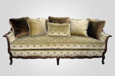 ../Static/UpFile/Furniture/KaiLai/LivingRoom/沙发RG008_3(三人)_235x156.jpg 图片