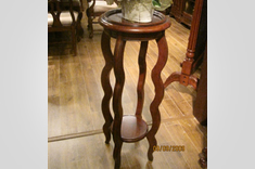 ../Static/UpFile/Furniture/KaiLai/LivingRoom/花架02_235x156.jpg 图片