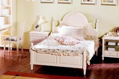 ../Static/UpFile/Furniture/XiangNanLin/Cassno/BedRoom/床10_235x156.jpg 图片