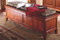 ../Static/UpFile/Furniture/XiangNanLin/YinXiangYingLun/BedRoom/床尾凳_01_235x156.jpg 图片