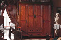 纯实木四门衣柜
